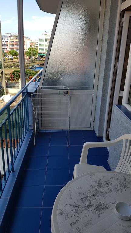 Ivanovi Guest House 프리모르스코 외부 사진
